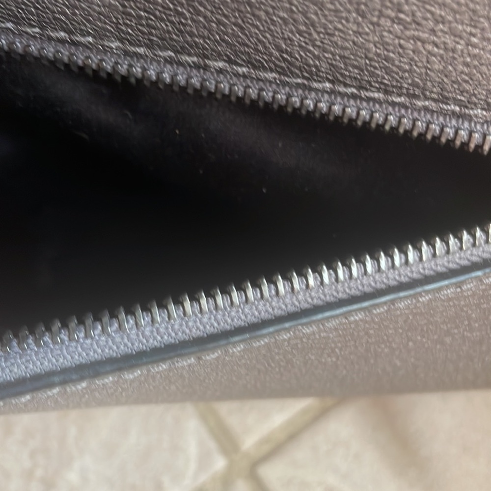 HENRI BENDEL | Silver Crome Bag - Picture 4 of 9